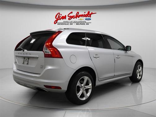 2016 Volvo XC60 T5 Premier