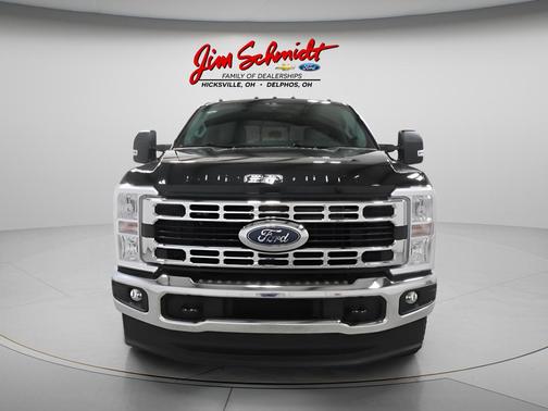 Agate Black Metallic 2026 Ford F-350 XLT