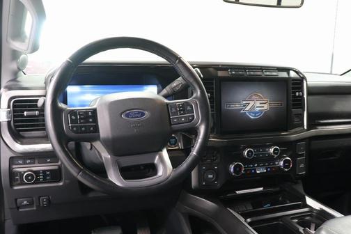 2023 Ford F-350 Lariat Super Duty