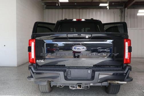 2023 Ford F-350 Lariat Super Duty