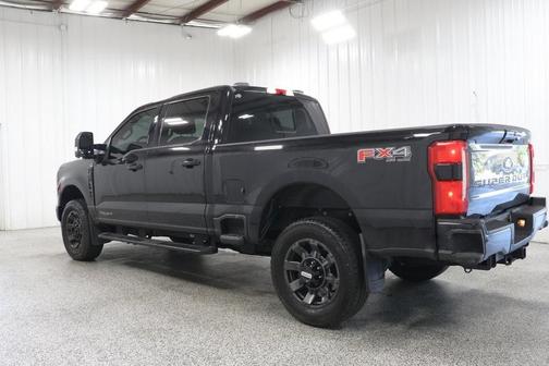 2023 Ford F-350 Lariat Super Duty