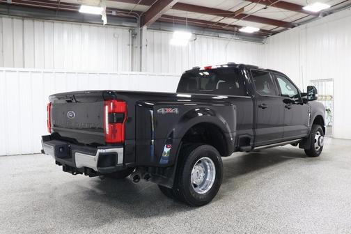 2024 Ford F-350 Lariat Super Duty