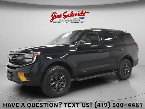 Agate Black Metallic 2025 Ford Expedition Tremor