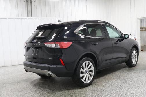 2021 Ford Escape Titanium Hybrid