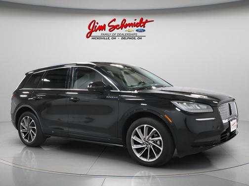 Infinite Black Metallic 2022 Lincoln Corsair Grand Touring