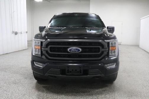 Agate Black Metallic 2023 Ford F-150 XLT