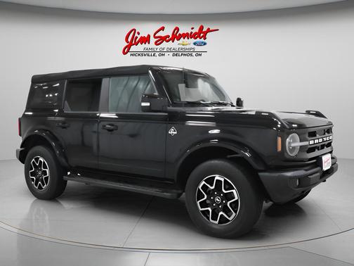 Shadow Black 2022 Ford Bronco Outer Banks
