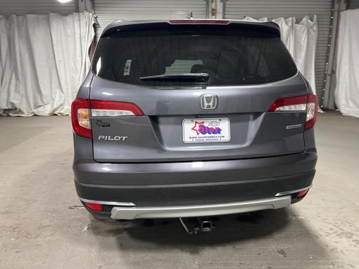 2022 Honda Pilot Touring 7-Passenger