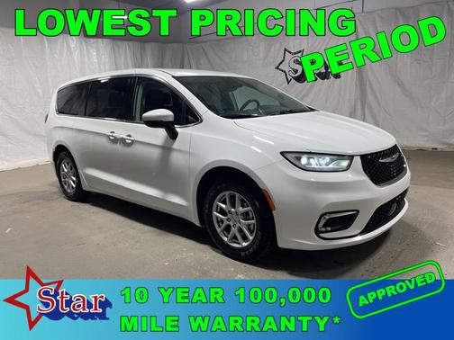 2023 Chrysler Pacifica Touring-L