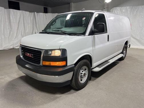 2023 GMC Savana 2500 Work Van