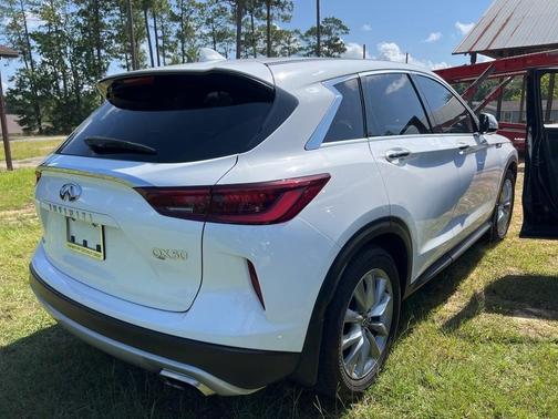 2022 INFINITI QX50 Pure