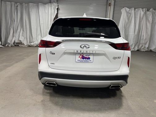 2022 INFINITI QX50 Pure