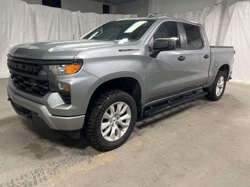 Sterling Gray Metallic 2023 Chevrolet Silverado 1500 Custom