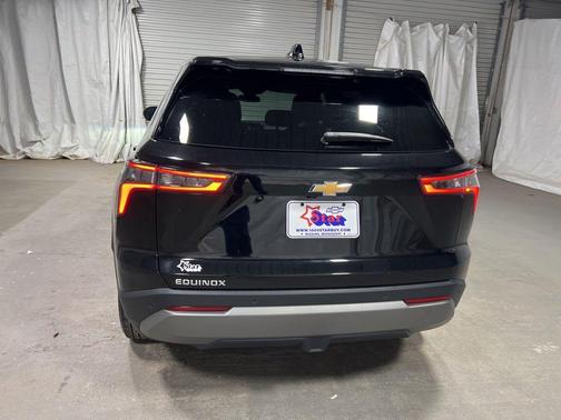 Black Metallic 2026 Chevrolet Equinox LT