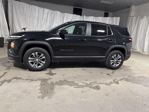 Black Metallic 2025 Chevrolet Equinox LT
