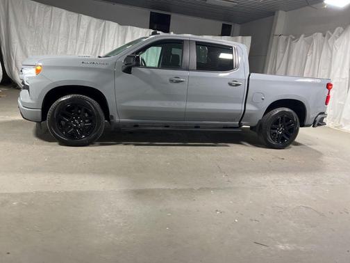 Slate Gray Metallic 2024 Chevrolet Silverado 1500 RST