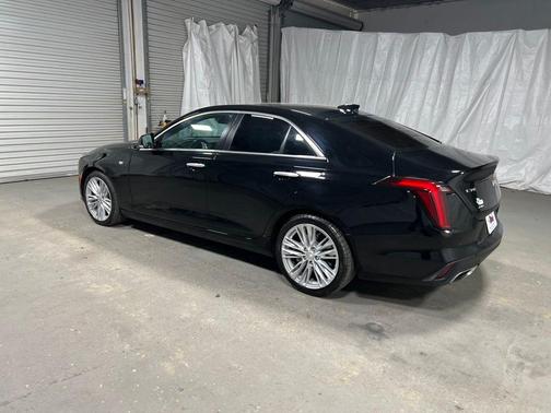2024 Cadillac CT4 Premium Luxury