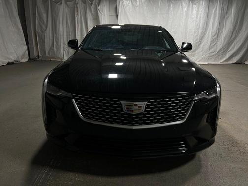 2024 Cadillac CT4 Premium Luxury