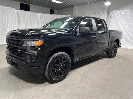 2024 Chevrolet Silverado 1500 Custom