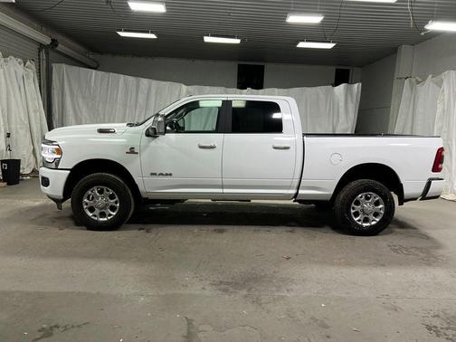 Bright White Clearcoat 2024 RAM 2500 Laramie