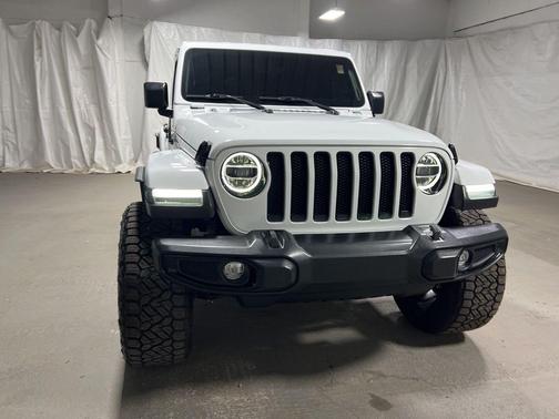 2022 Jeep Wrangler Unlimited Sahara Altitude