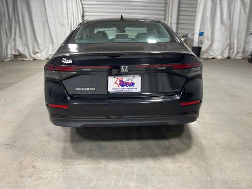 Crystal Black Pearl 2023 Honda Accord LX