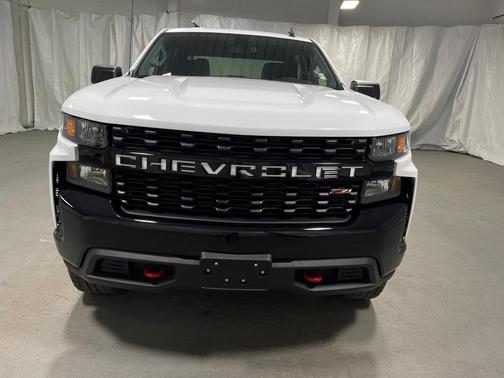 Photo 2 of 48 of 2021 Chevrolet Silverado 1500 Custom Trail Boss