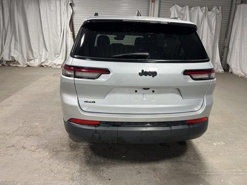 2024 Jeep Grand Cherokee L Laredo