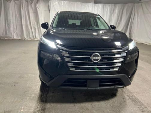 Black 2025 Nissan Rogue SV