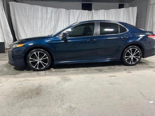 Galactic Aqua 2019 Toyota Camry SE