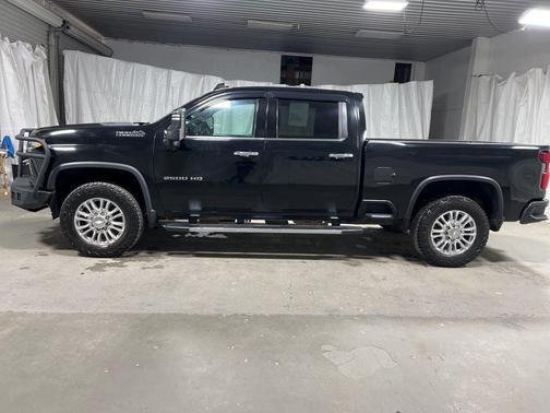 2020 Chevrolet Silverado 2500 High Country