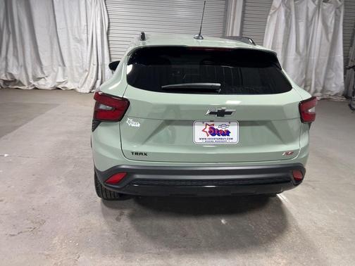 Green 2024 Chevrolet Trax 2RS