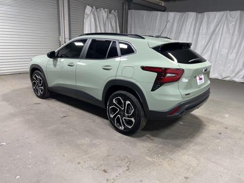 Green 2024 Chevrolet Trax 2RS