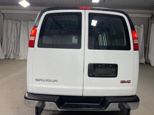 2023 GMC Savana 2500 Work Van