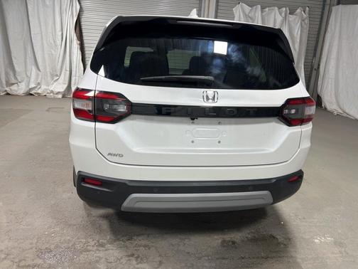 2023 Honda Pilot EX-L 7-Passenger
