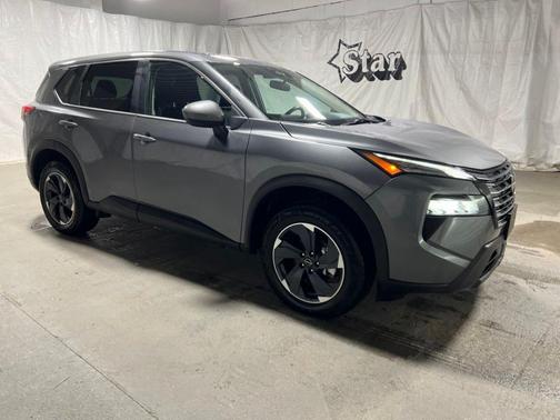 Gun Metallic 2025 Nissan Rogue SV