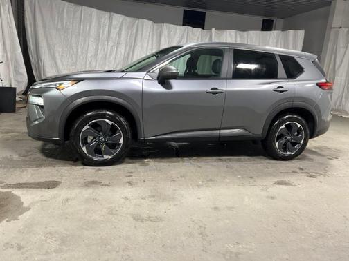 Gun Metallic 2025 Nissan Rogue SV