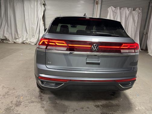 2024 Volkswagen Atlas Cross Sport 2.0T SE