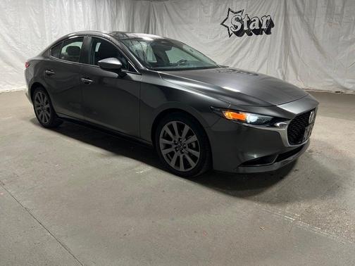 2025 Mazda Mazda3 FWD w/Preferred Package