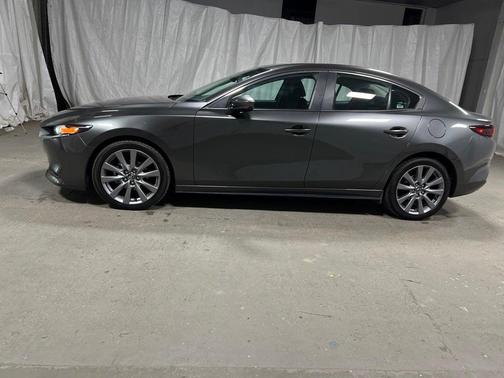 2025 Mazda Mazda3 FWD w/Preferred Package