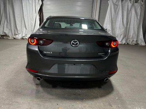 2025 Mazda Mazda3 FWD w/Preferred Package