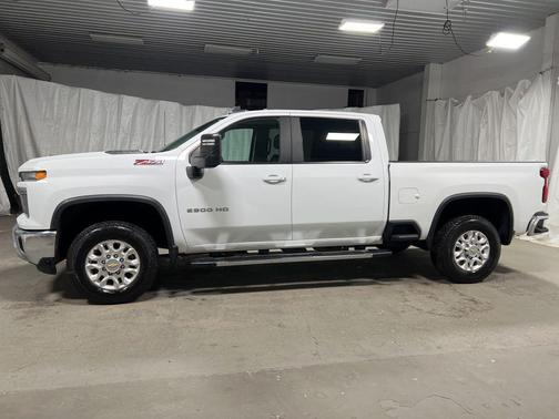 2024 Chevrolet Silverado 2500 LT