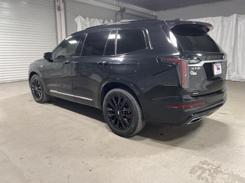 2022 Cadillac XT6 Sport AWD