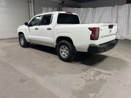 2023 Nissan Frontier S