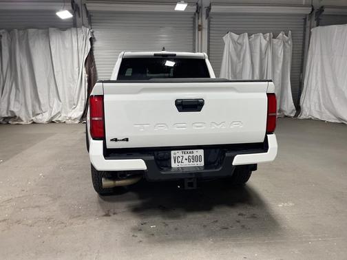 2024 Toyota Tacoma TRD Off Road