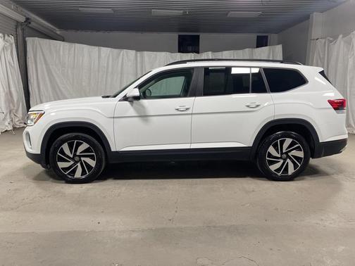 2024 Volkswagen Atlas 2.0T SE