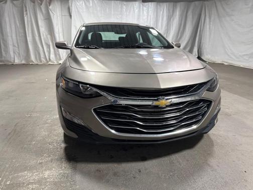 Mineral Gray Metallic 2023 Chevrolet Malibu LT