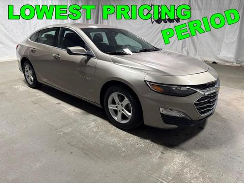 Mineral Gray Metallic 2023 Chevrolet Malibu LT