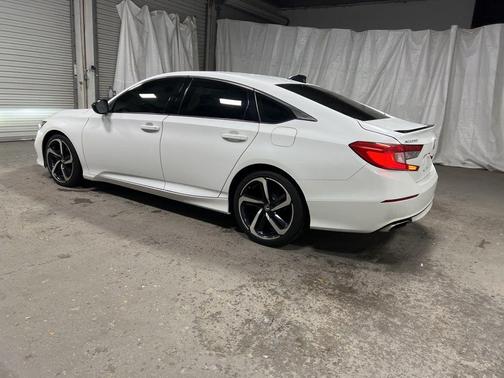 2022 Honda Accord Sport SE