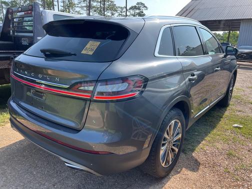 2022 Lincoln Nautilus Standard